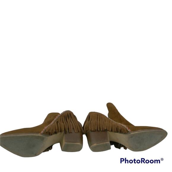 Mia Women's 'Nita' Faux Suede Fringe Boho Festival Boots Size 9 - Picture 9 of 15